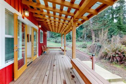 Saratoga Passage Bungalow - image 6