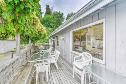 Beachfront Whidbey Island Home and Apartment! - image 8