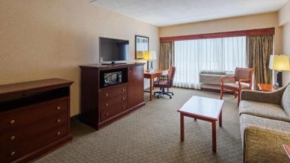 Best Western Capital Beltway - image 13