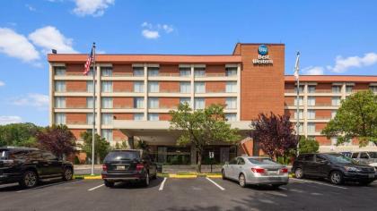 Best Western Capital Beltway - image 2