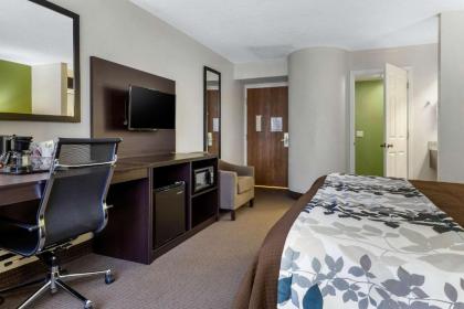 Sleep Inn Lansing - image 8