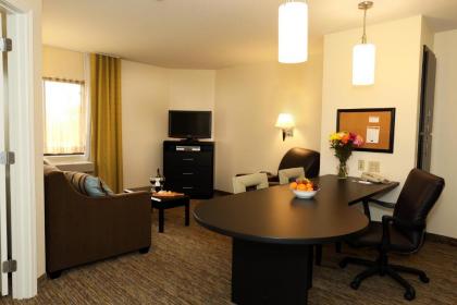 Candlewood Suites East Lansing an IHG Hotel - image 14