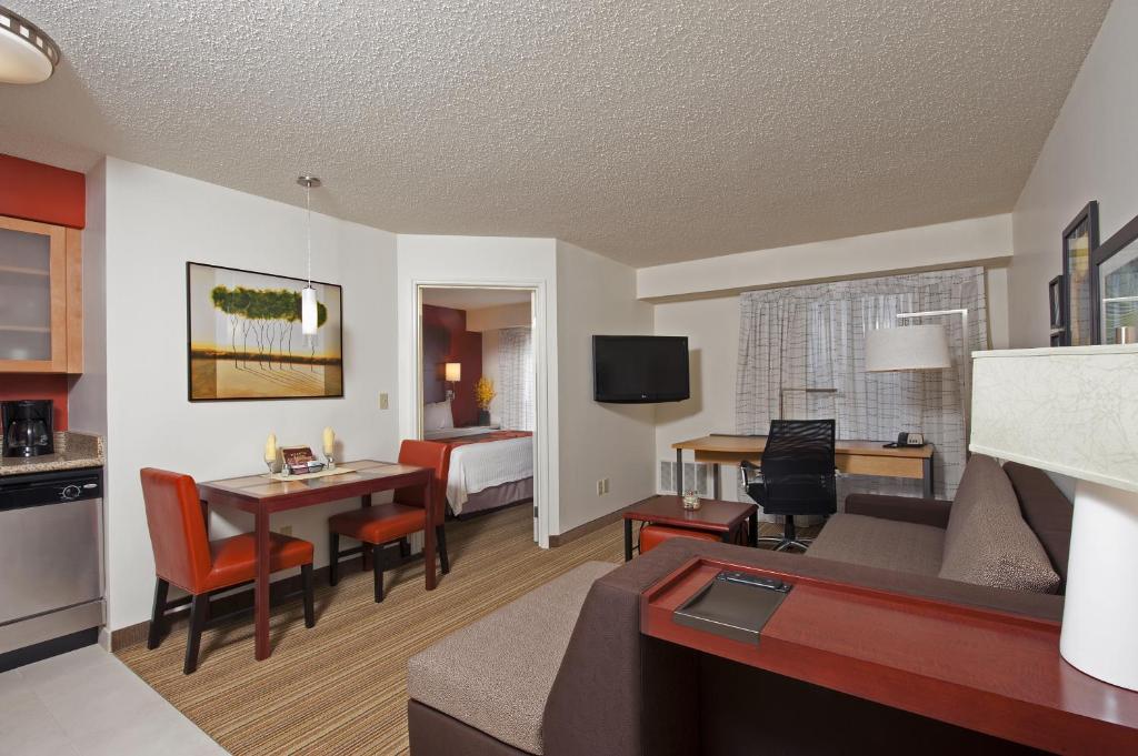 Residence Inn Lansing West - image 7