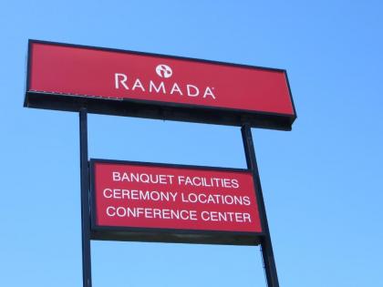 Ramada by Wyndham Lansing Hotel & Conference Center - image 3