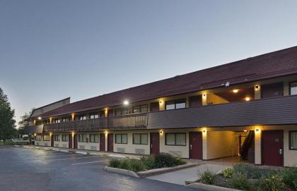 Red Roof Inn Lansing West - MSU - image 8