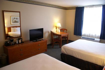 Country Inn & Suites by Radisson Lansing MI - image 9