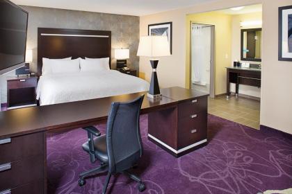 Hampton Inn & Suites Lansing West - image 9