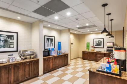 Hampton Inn Laramie - image 14