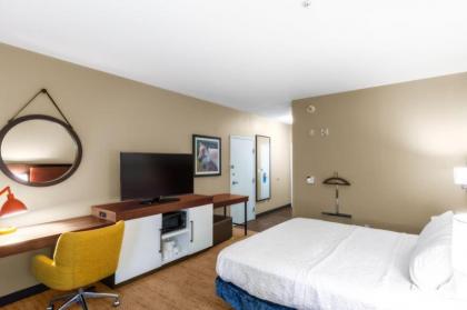 Hampton Inn Laramie - image 7