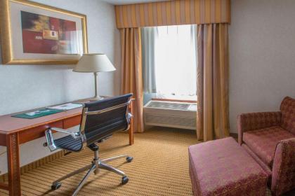 Quality Inn & Suites - University - image 14