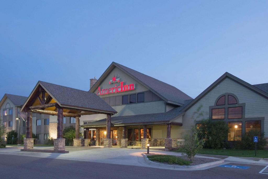 AmericInn by Wyndham Laramie Near University of Wyoming - main image