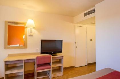 Motel 6-Laramie WY - image 10