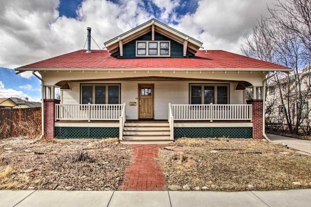 Laramie Home with Backyard quarter Mi to Univ of WY! - main image