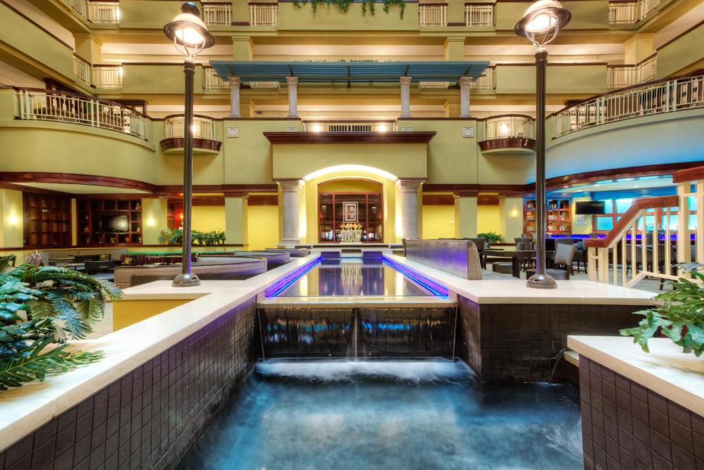 Embassy Suites Laredo - image 7