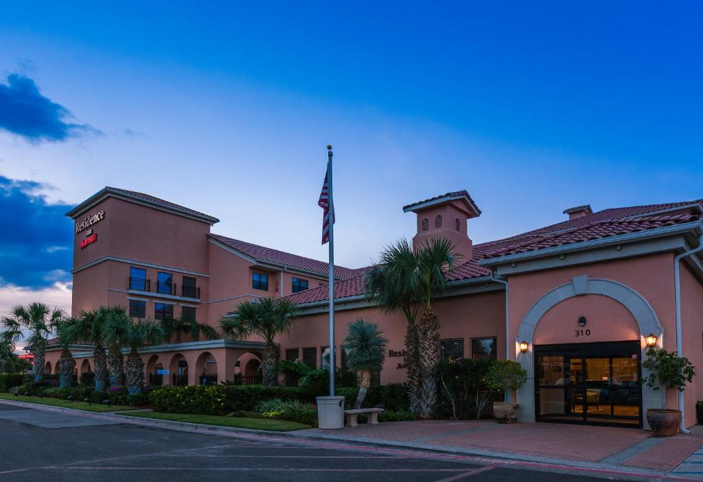 Residence Inn by Marriott Laredo Del Mar - main image