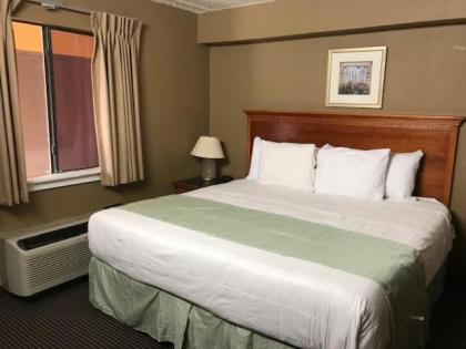 Americas Best Value Inn Laredo - image 5