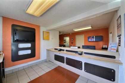 Motel 6-Laredo TX - South - image 9