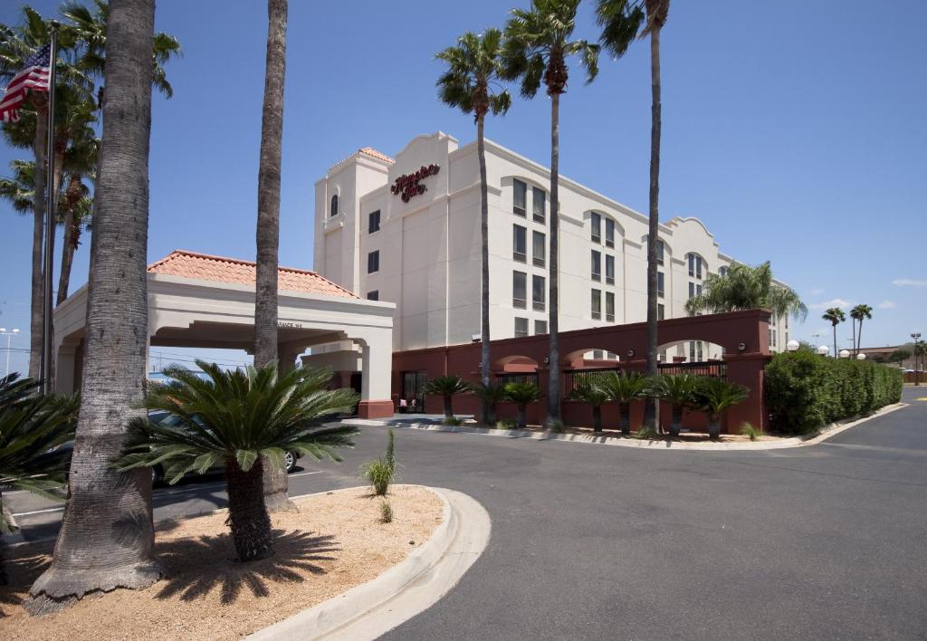 Hampton Inn Laredo - main image