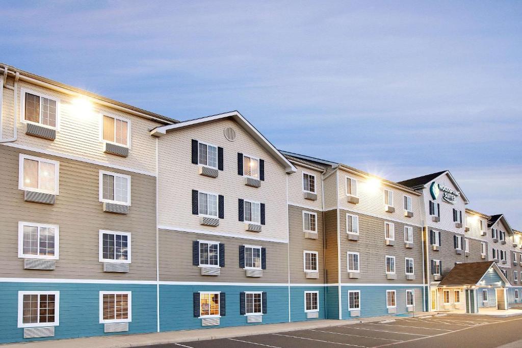 WoodSpring Suites Laredo - image 4