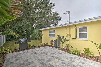 Family Home with Courtyard 2 Mi to Indian Rocks Beach - image 15