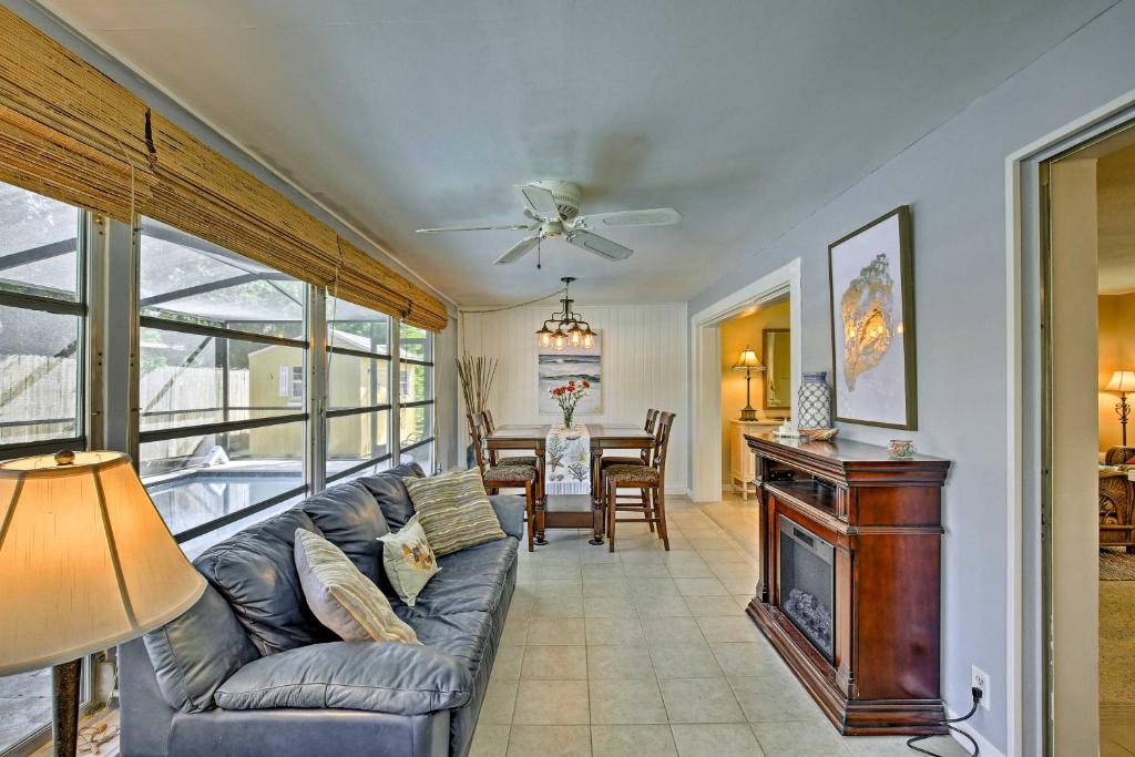 Largo Home with Private Pool and Spa 4 Miles to Beach! - image 6