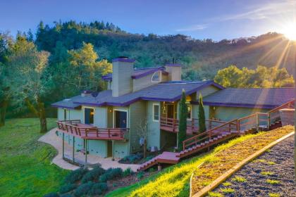 Leslie Creek House - image 8