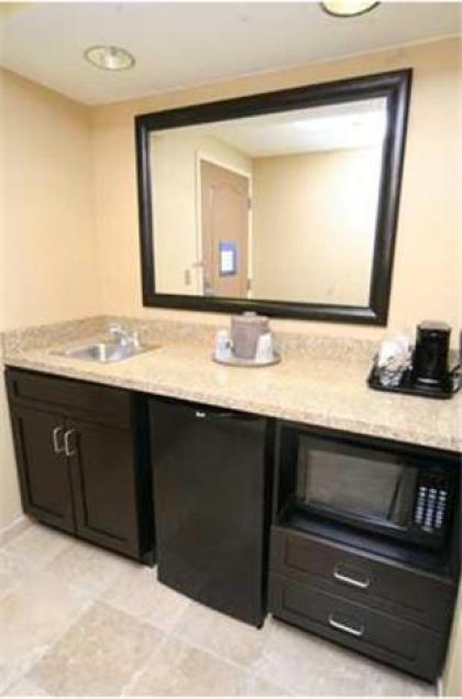 Hampton Inn & Suites Las Cruces I-25 - image 13