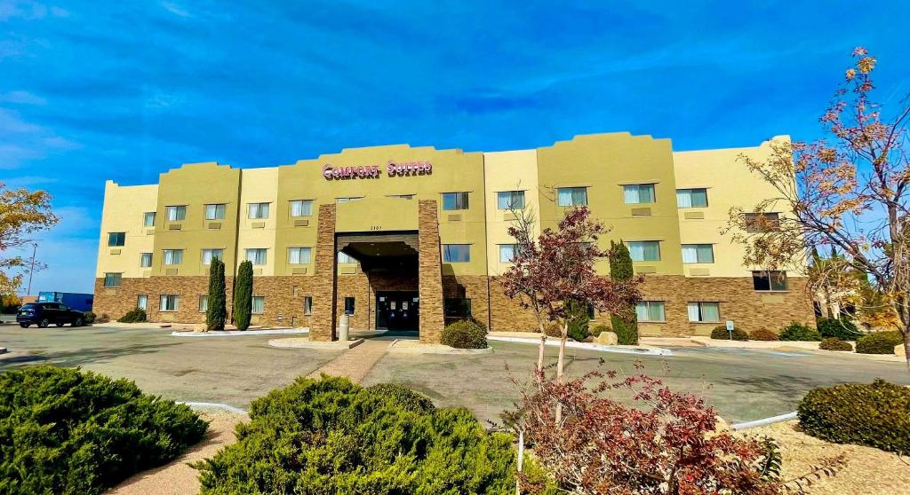 Comfort Suites University Las Cruces - image 4