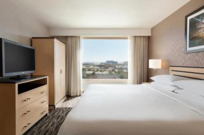 Embassy Suites by Hilton Convention Center Las Vegas - image 4