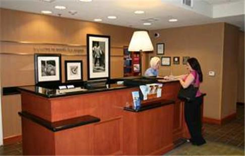 Hampton Inn Las Vegas/North Speedway - image 2