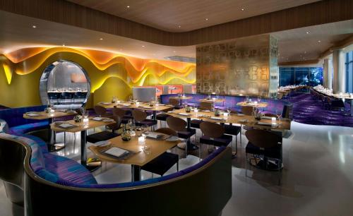 Luxury Suites International at Vdara - image 4