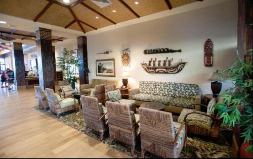 Suites at Tahiti Village Resort and Spa-No Resort Fee - image 4