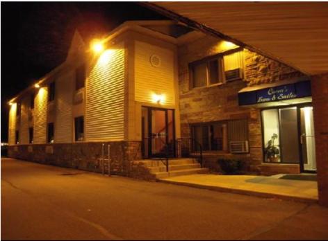 Golden Circle Inn and Suites - image 3