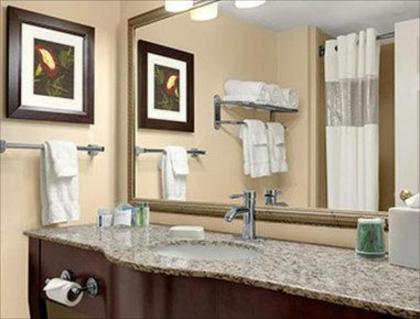 Hampton Inn Latrobe PA - image 8