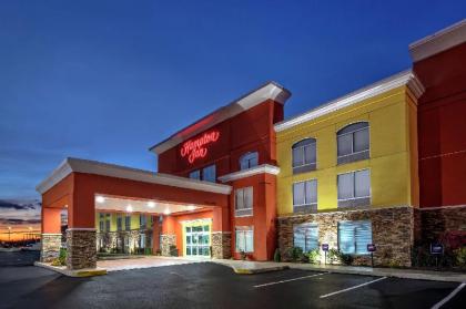 Hampton Inn Latrobe PA - image 9