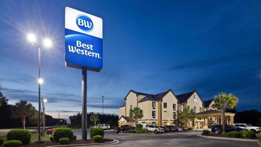 Best Western Executive Inn - Latta - image 2