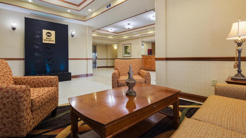 Best Western Executive Inn - Latta - image 3