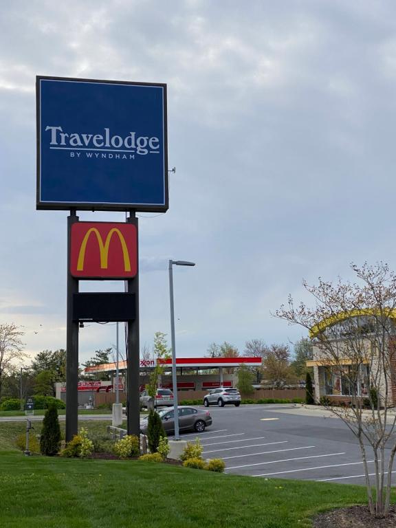 Travelodge by Wyndham Laurel - image 3