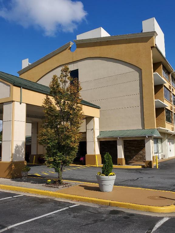 Quality Inn & Suites Laurel - main image