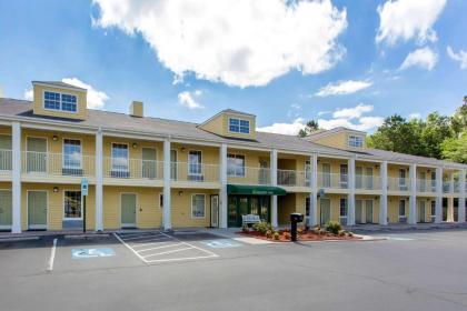 Quality Inn Laurinburg North Carolina