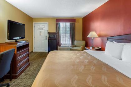 Quality Inn Laurinburg - image 11