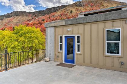 Central Lava Hot Springs Studio with Deck and Views! - image 8