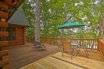 Large Lavonia Lakefront Log Cabin with Boat Slip - image 13