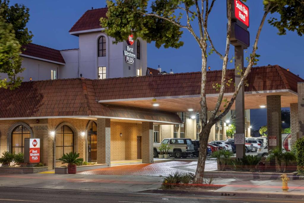 Best Western Plus South Bay Hotel - main image