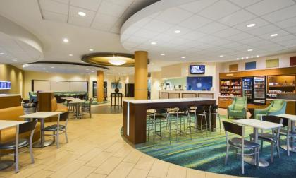 SpringHill Suites by Marriott Lawrence Downtown - image 5