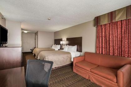 Quality Inn & Suites Lawrence - University Area - image 9