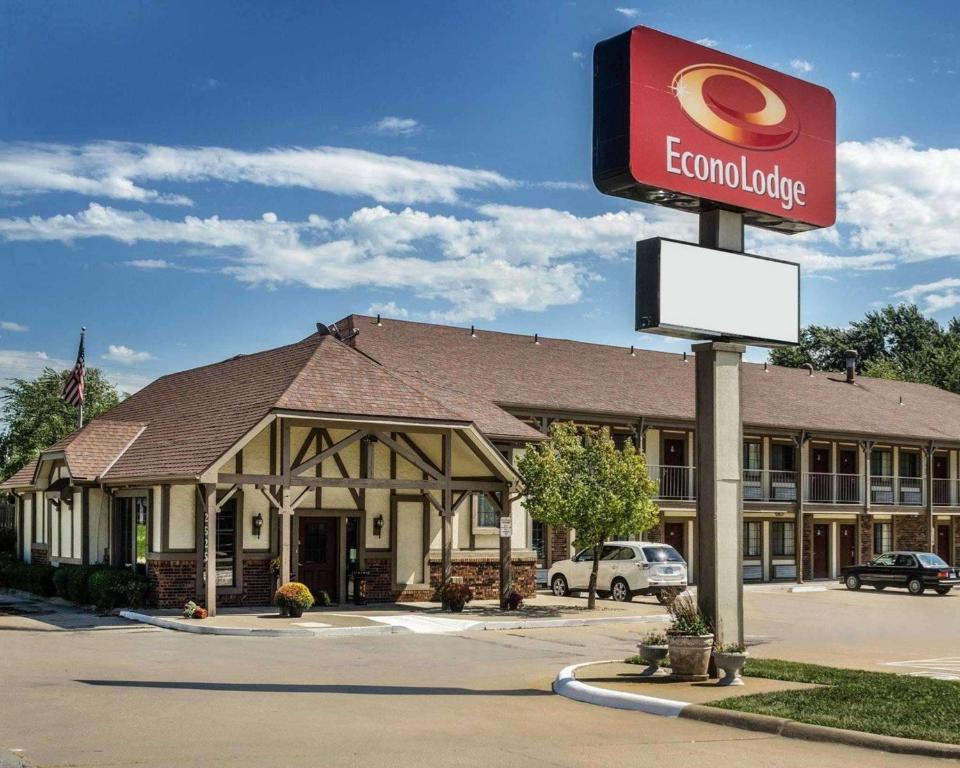 Econo Lodge University - main image