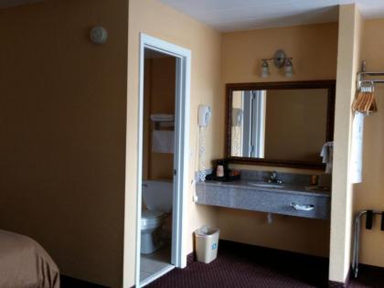 Redwood Inn - Lawrenceburg - image 10