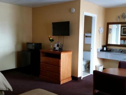 Redwood Inn - Lawrenceburg - image 11