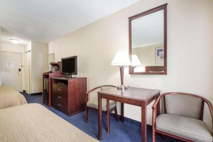 Quality Inn Near Princeton - image 4